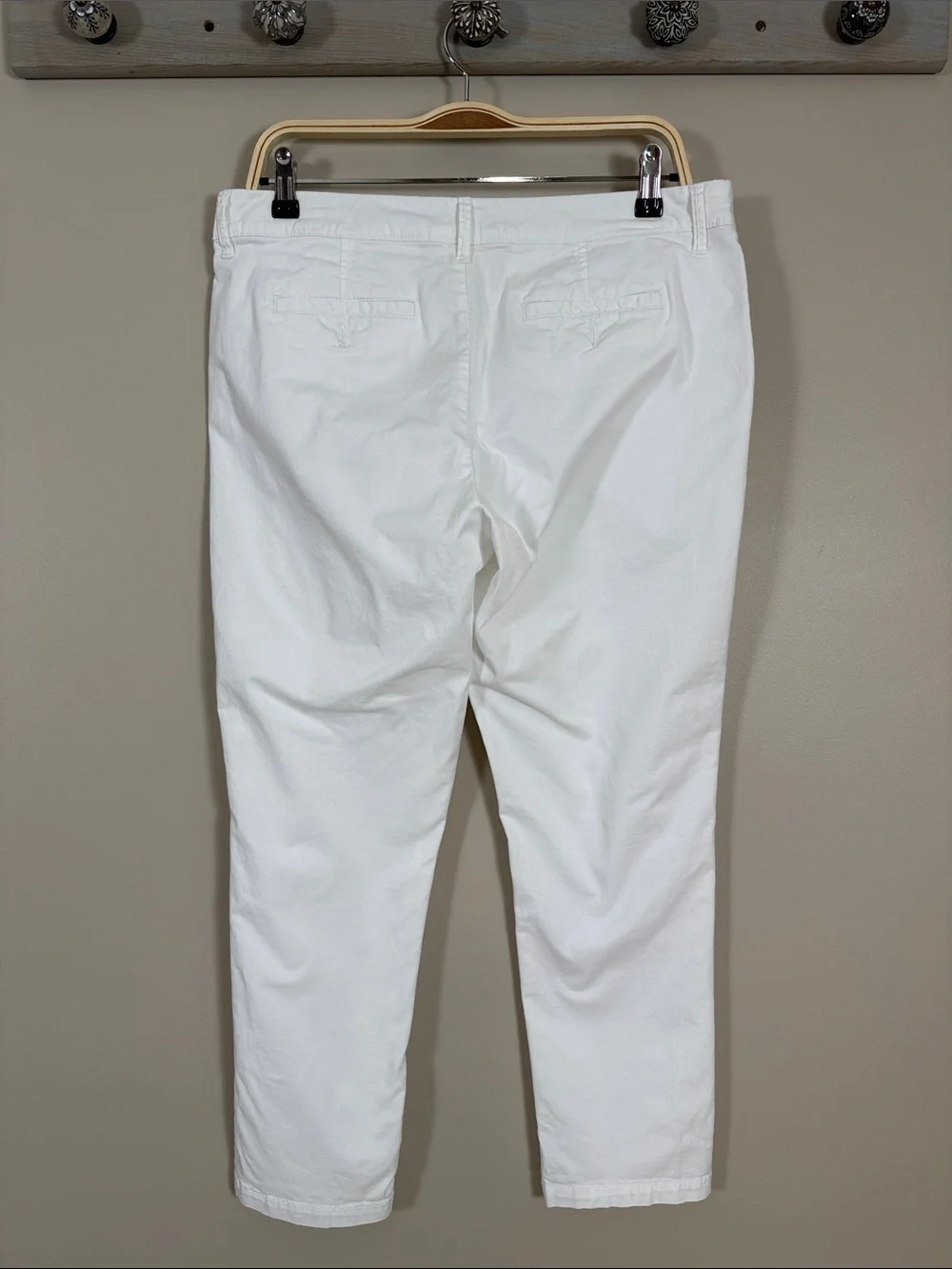 GAP White Skinny Boyfriend Chinos - Picture 3 of 5